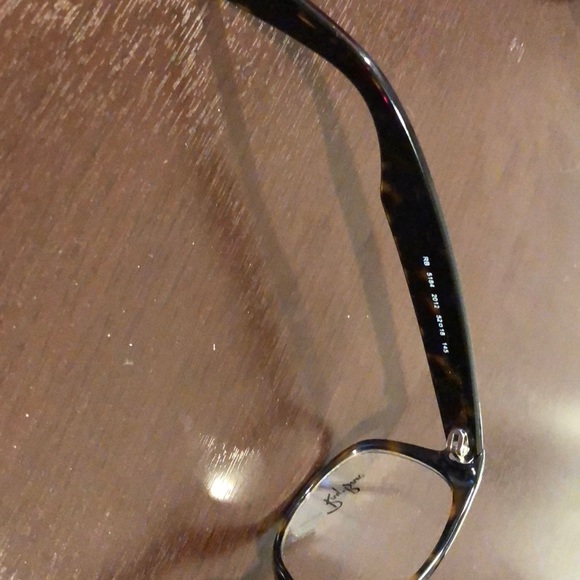 Optical glasses - Picture 3 of 3